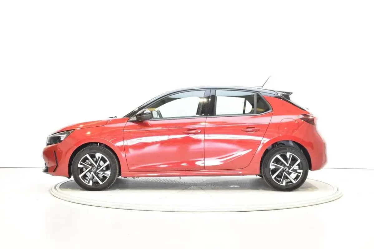 Usado Opel Corsa S 101 CV (74 kW) 2025 Rojo Utilitario