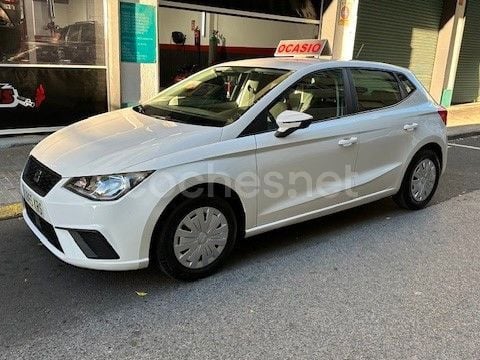 Usado Seat Ibiza Reference 80 CV (58 kW) 2018 Blanco Berlina