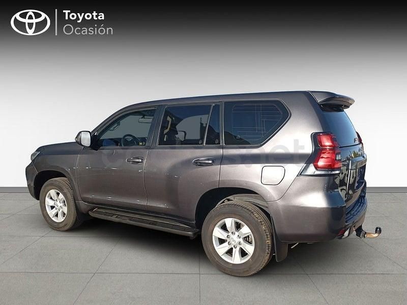Usado Toyota Land Cruiser 204 CV (150 kW) 2021 Gris / plata SUV