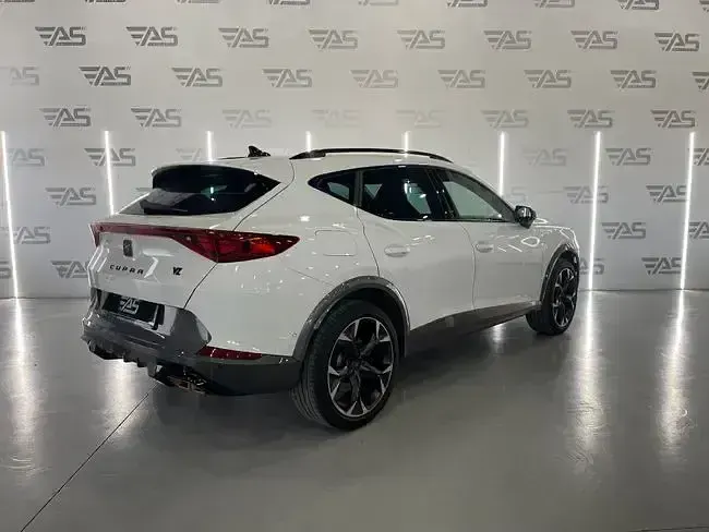 Usado Cupra Formentor VZ 245 CV (180 kW) 2022 Blanco SUV