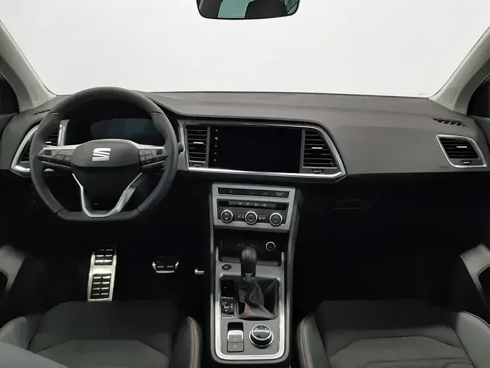 Usado Seat Ateca FR 150 CV (110 kW) 2025 Blanco SUV