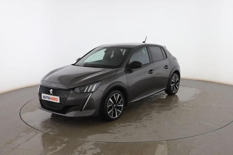 Usado Peugeot 208 GT 101 CV (74 kW) 2020 Gris Utilitario