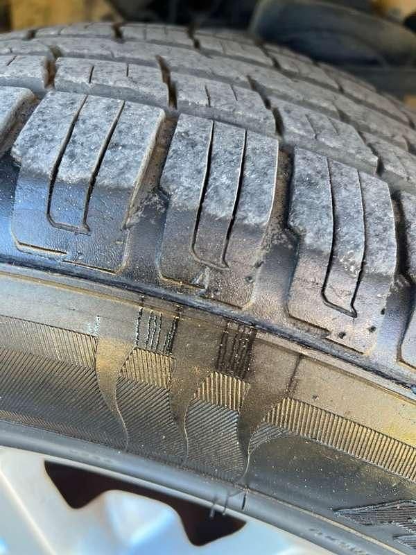 Usado Tata Aria 150 CV (110 kW) 2012 Plateado Monovolumen