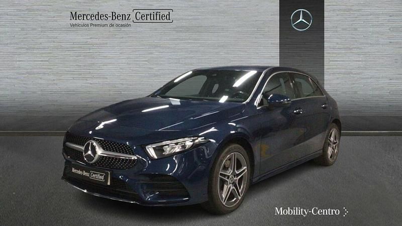 Denim blue metallic paint Usado 2022 Mercedes A250 AMG line Utilitario | 31.900 € - Imagen 1/4