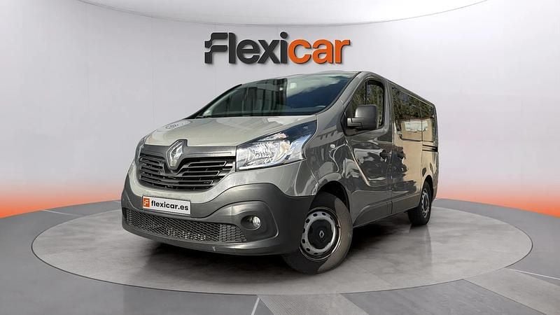 Usado Renault Trafic Business 120 CV (88 kW) 2018 Gris Monovolumen