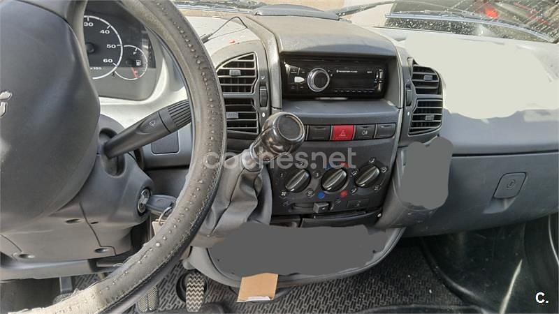 Blanco Usado 2002 Peugeot Boxer Van | 4500 € - Imagen 1/4