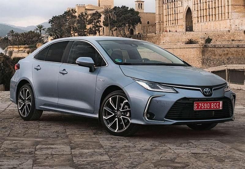 Usado Toyota Corolla Business Edition 122 CV (89 kW) 2021 Negro Berlina