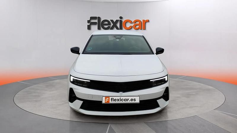 Usado Opel Astra Elegance 131 CV (96 kW) 2023 Blanco Berlina