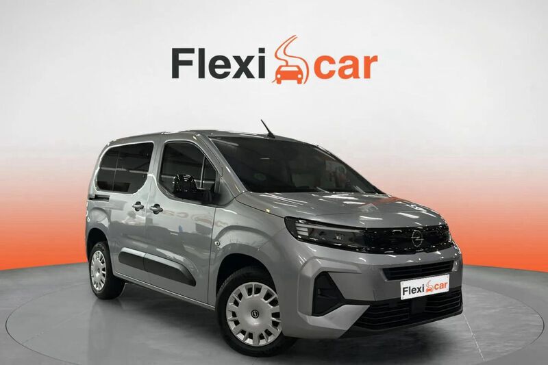 Gris Usado 2024 Opel Combo S Monovolumen | 18.990 € (Precio justo) - Imagen 1/4