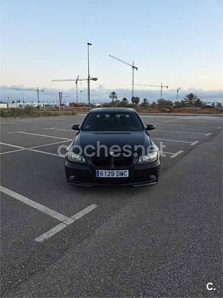 Negro Usado 2005 BMW 320 Berlina | 3750 € (Super precio) - Imagen 1/4