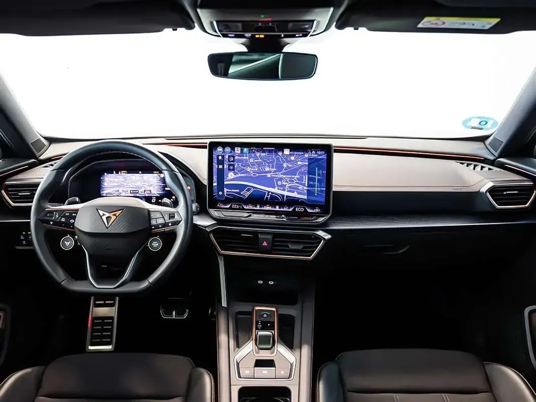 Usado Cupra Formentor 204 CV (150 kW) 2024 Gris SUV