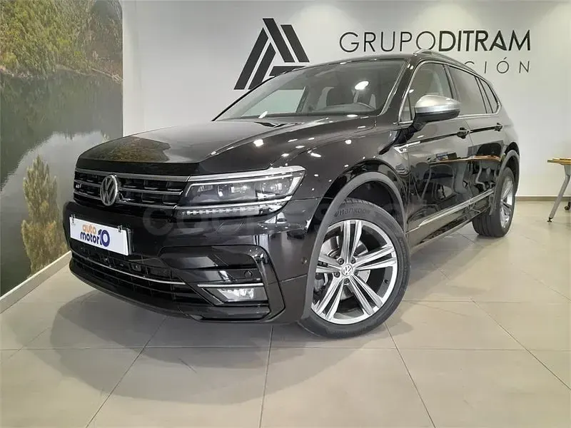 Usado VW Tiguan Allspace Sportline 190 CV (139 kW) 2019 Negro SUV