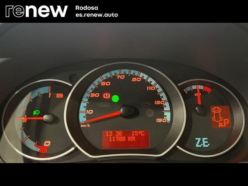 Usado Renault Kangoo 44 kW (60 CV) 2021 Blanco Monovolumen