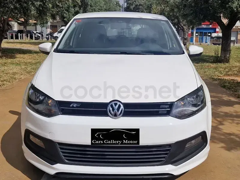 Usado VW Polo Sport 105 CV (77 kW) 2014 Blanco Berlina