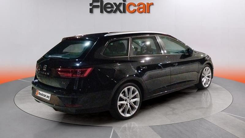 Usado Seat Leon XCELLENCE 150 CV (110 kW) 2018 Negro Berlina