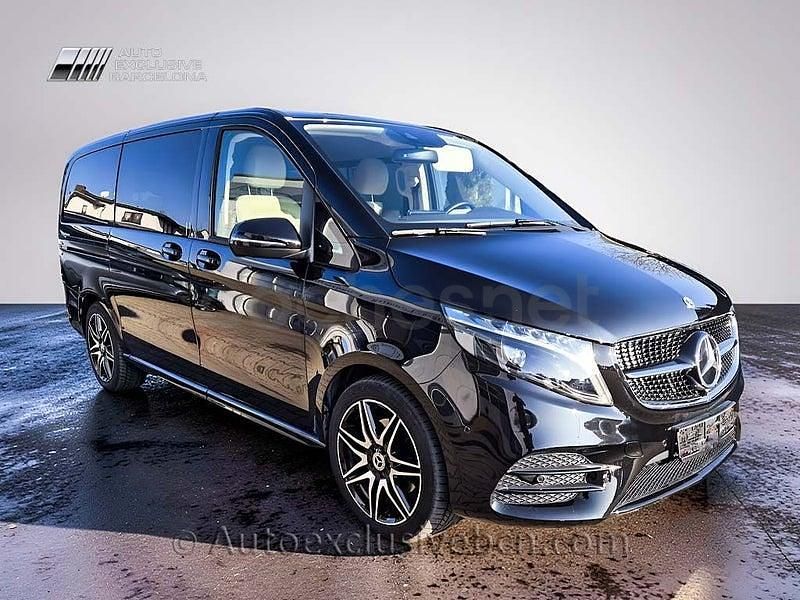 Usado Mercedes V300 Avantgarde 239 CV (175 kW) 2023 Negro Monovolumen