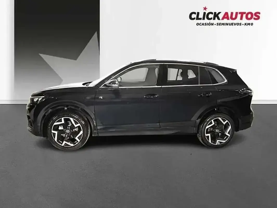 Usado VW Tiguan R-line 151 CV (111 kW) 2025 Negro SUV