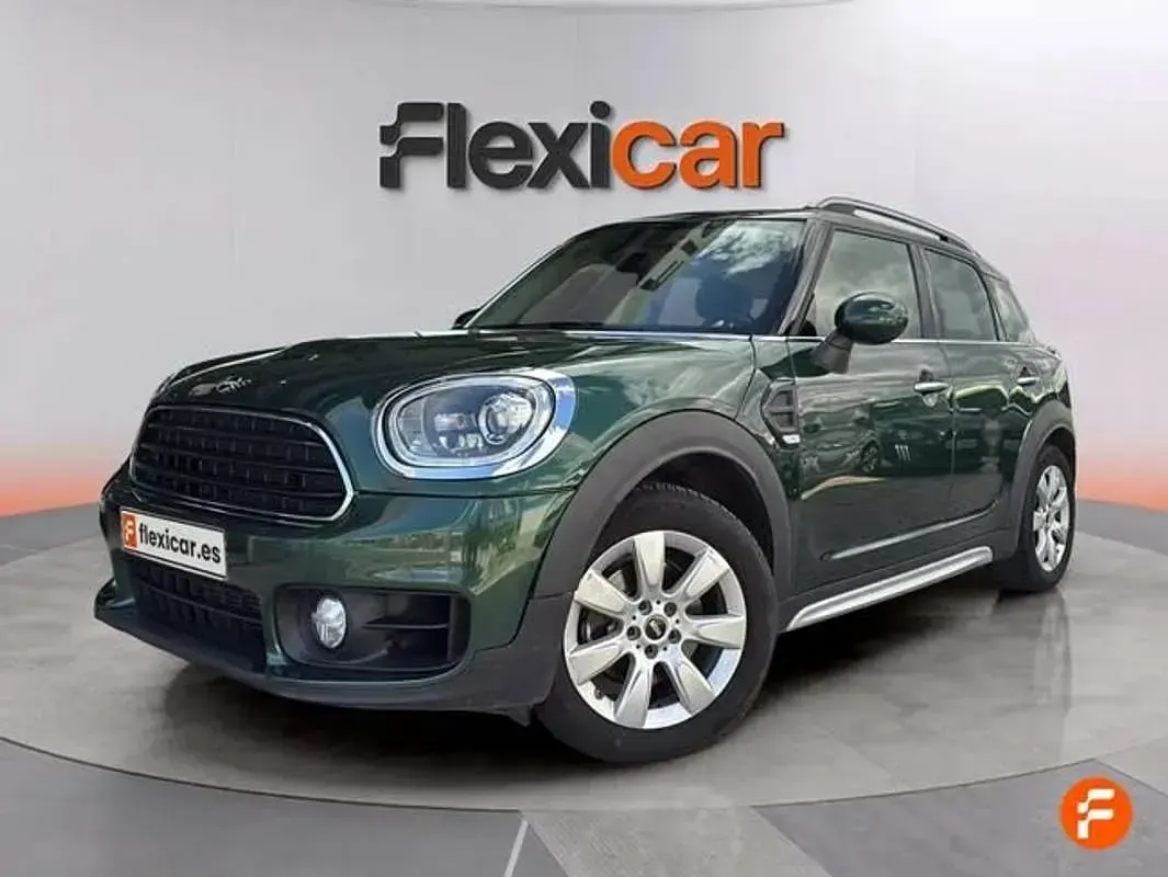 Begagnad Mini Cooper Countryman 136 HK (100 kW) 2019 Grön SUV