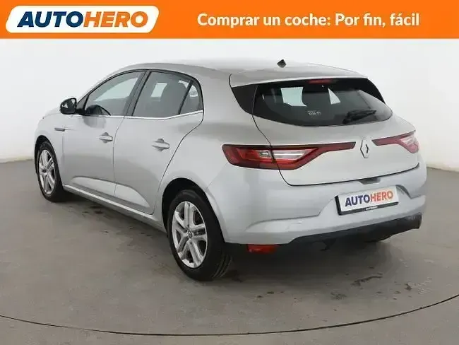 Usado Renault Mégane Business 110 CV (80 kW) 2017 Gris Berlina