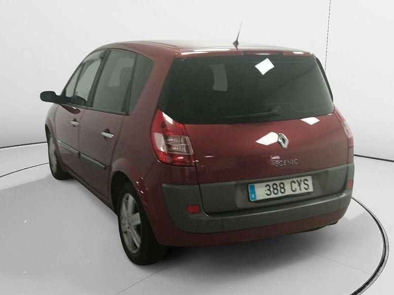 Usado Renault Scénic II Dynamique 114 CV (83 kW) 2004 Rojo Monovolumen