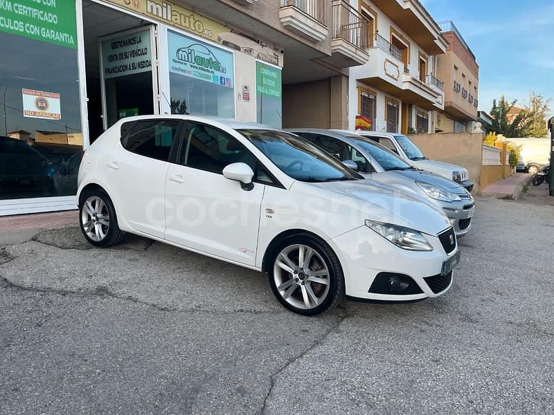 Usado Seat Ibiza Copa 105 CV (77 kW) 2012 Blanco Berlina