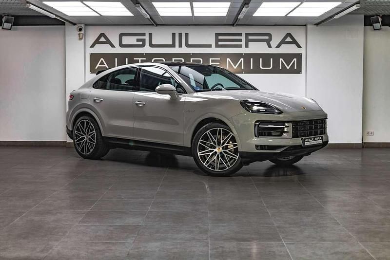 Usado Porsche Cayenne 470 CV (345 kW) 2023 Gris SUV