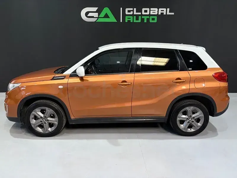 Usado Suzuki Vitara GLX 120 CV (88 kW) 2016 Naranja SUV