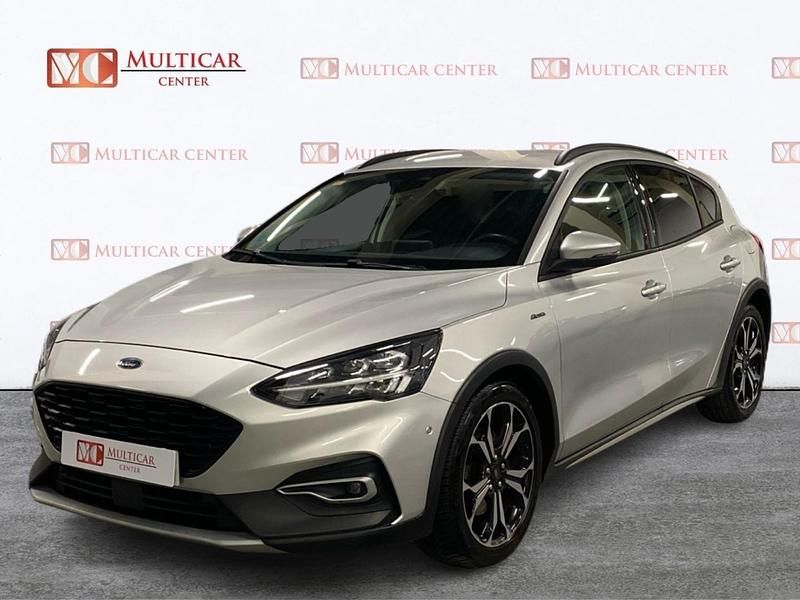 Usado Ford Focus Active 125 CV (91 kW) 2019 Gris / plata Berlina