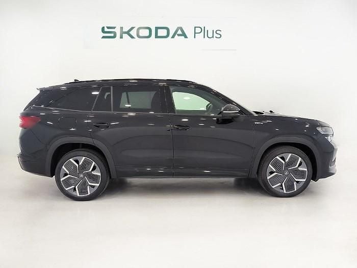 Usado Skoda Kodiaq SportLine 204 CV (150 kW) 2025 Negro SUV
