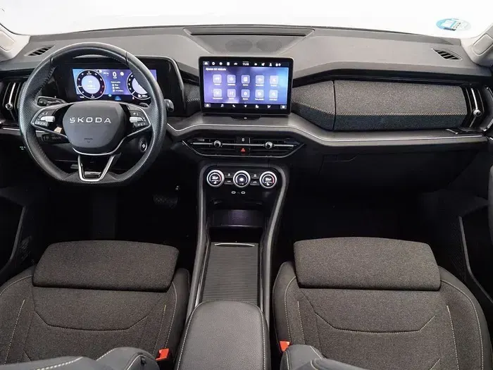 Begagnad Skoda Kodiaq Selection 150 HK (110 kW) 2025 Vit SUV