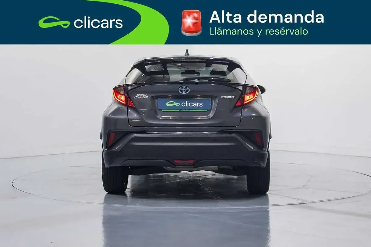 Begagnad Toyota C-HR Active 98 HK (72 kW) 2020 Grå SUV