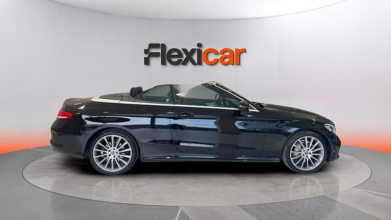 Usado Mercedes C180 156 CV (114 kW) 2018 Negro Descapotable