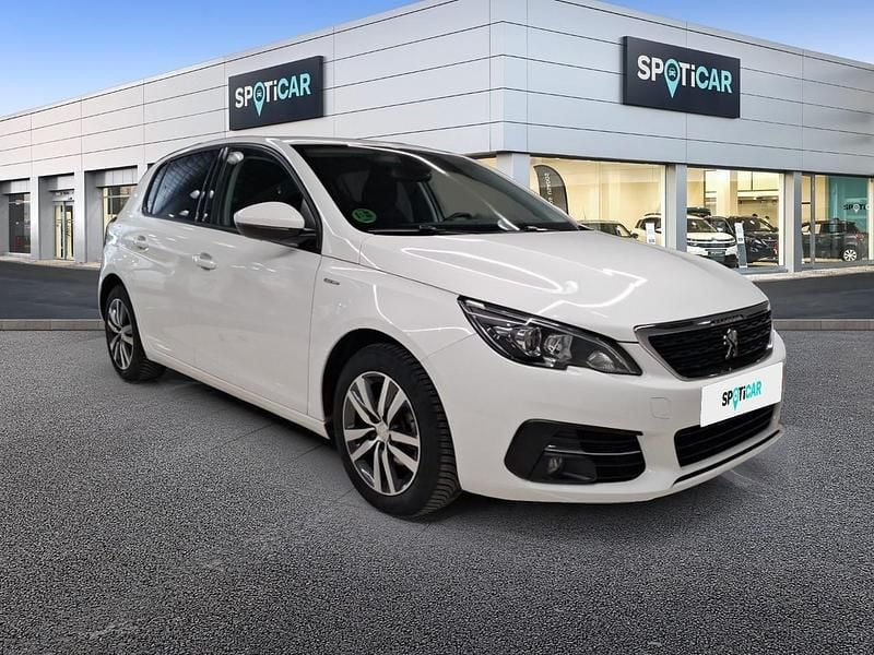 Usado Peugeot 308 Style 130 CV (95 kW) 2021 Blanco Berlina