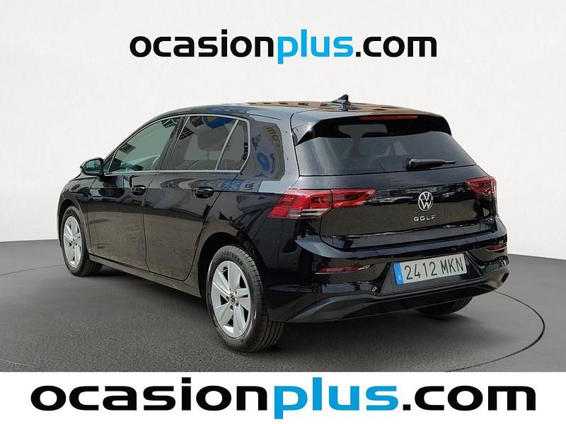 Usado VW Golf VIII Life 115 CV (84 kW) 2023 Negro Berlina