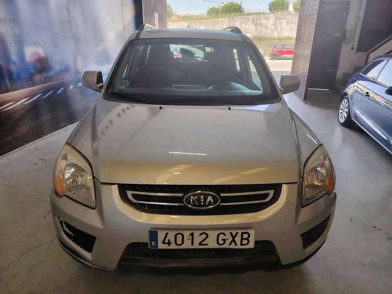 Usado Kia Sportage 142 CV (104 kW) 2010 Gris / plata SUV