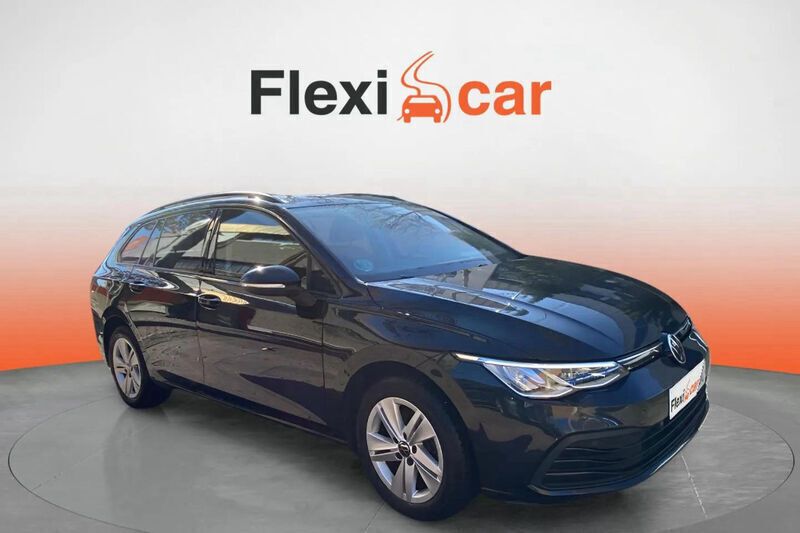 Negro Usado 2022 VW Golf VIII Berlina | 18.590 € (Buen precio) - Imagen 1/4