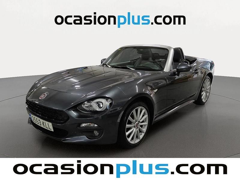 Usado Fiat 124 Spider Lusso 140 CV (102 kW) 2018 Gris Descapotable