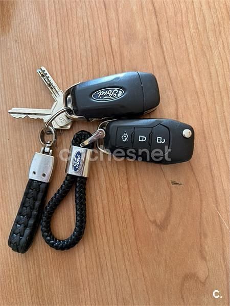 Usado Ford Mondeo Business Edition 150 CV (110 kW) 2017 Azul Berlina