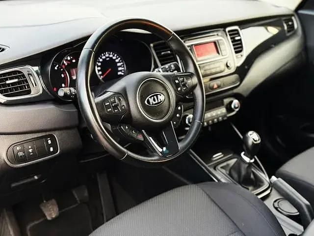 Gebraucht Kia Carens 116 PS (85 kW) 2014 Grau Van / Kleinbus
