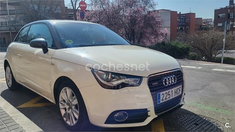 Usado Audi A1 Ambition 105 CV (77 kW) 2011 Blanco Utilitario