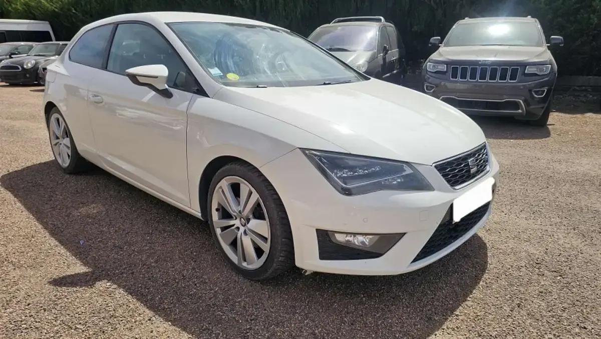 Usado Seat Leon SC FR 184 CV (135 kW) 2014 Blanco Utilitario