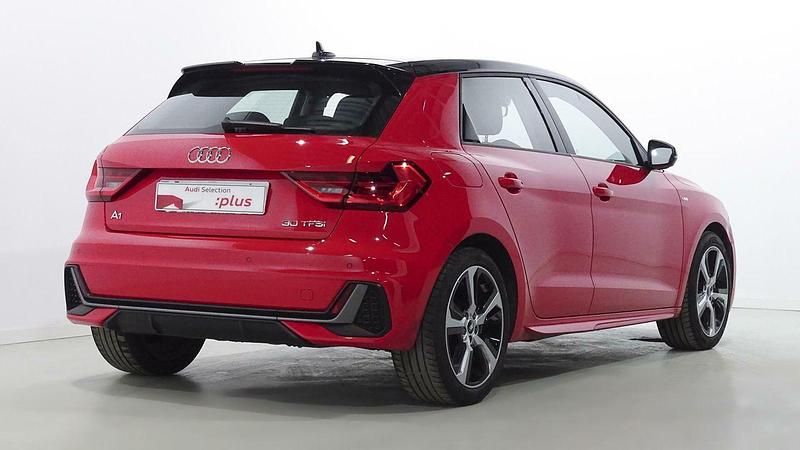 Usado Audi A1 Sportback 110 CV (80 kW) 2021 Rojo Utilitario