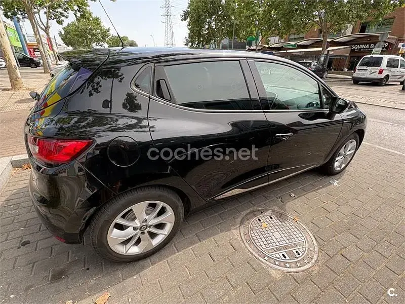 Usado Renault Clio IV LIMITED 90 CV (66 kW) 2018 Negro Berlina