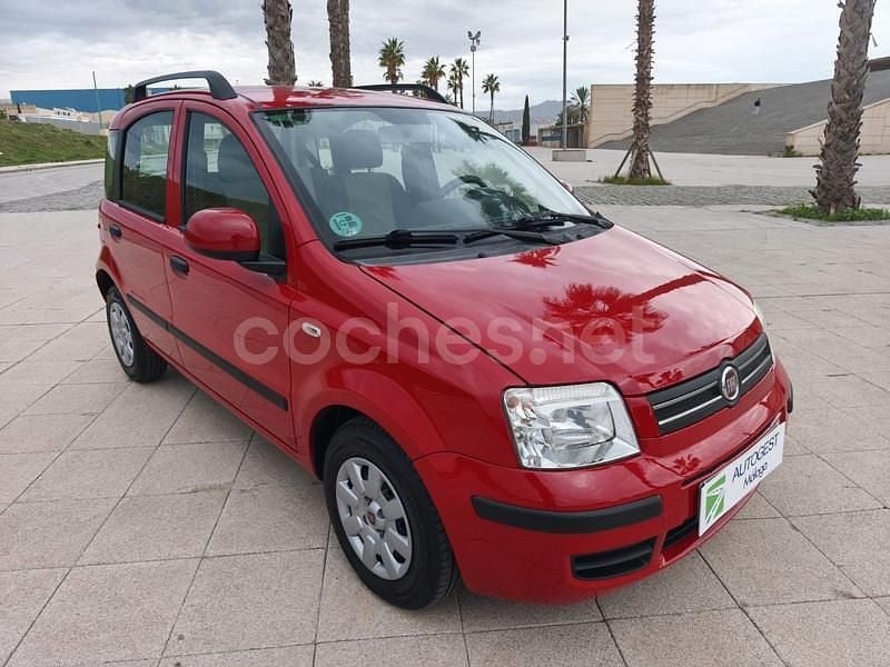 Usado Fiat Panda 60 CV (44 kW) 2010 Rojo Berlina