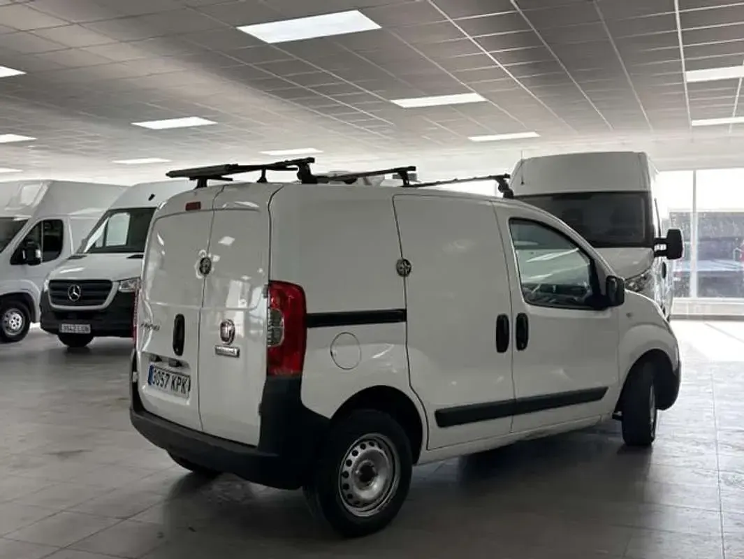 Usado Fiat Fiorino 95 CV (69 kW) 2019 Blanco Monovolumen