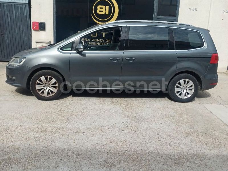 Gris / plata Usado 2013 VW Sharan Advance Monovolumen | 11.999 € (Buen precio) - Imagen 1/4