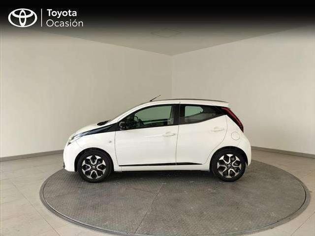 Usado Toyota Aygo X-play 72 CV (52 kW) 2018 Blanco Utilitario