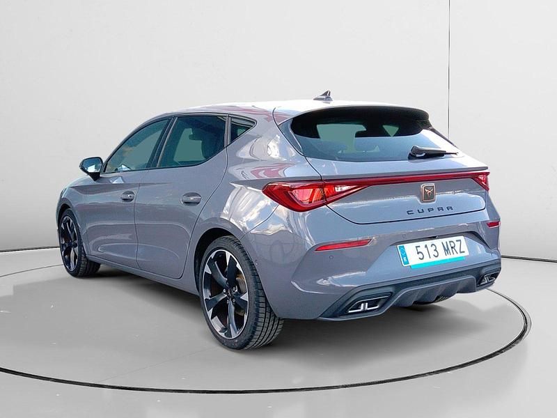 Usado Cupra Leon 150 CV (110 kW) 2023 Negro