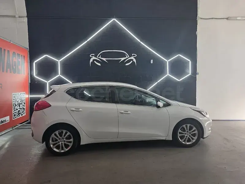 Usado Kia Ceed GT 90 CV (66 kW) 2014 Blanco Berlina