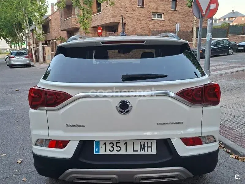 Usado SsangYong Korando 149 CV (109 kW) 2021 Blanco SUV